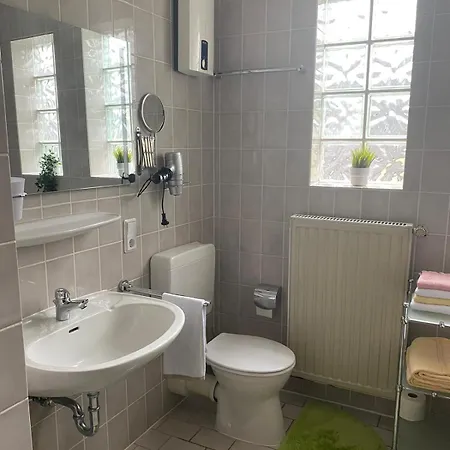 Lägenhet 2 Am Petersberg Neef