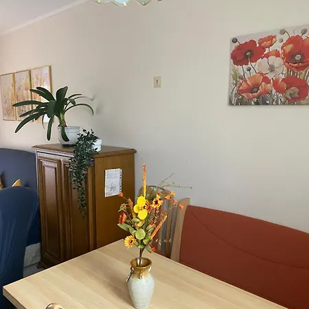 2 Am Petersberg Lägenhet