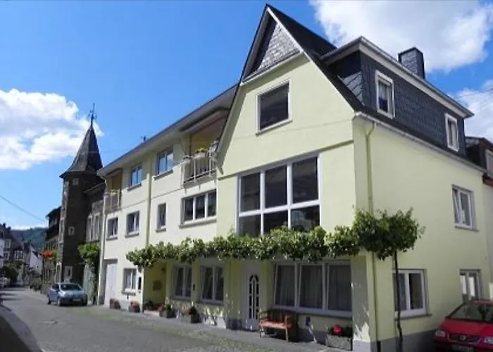 2 Am Petersberg * Neef